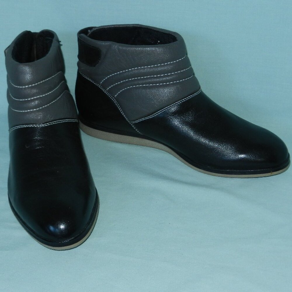 VTG. Late 80s CEBO Czech Black/Gray Leather Ankle Booties sz. 22,5 US 6 NEW
